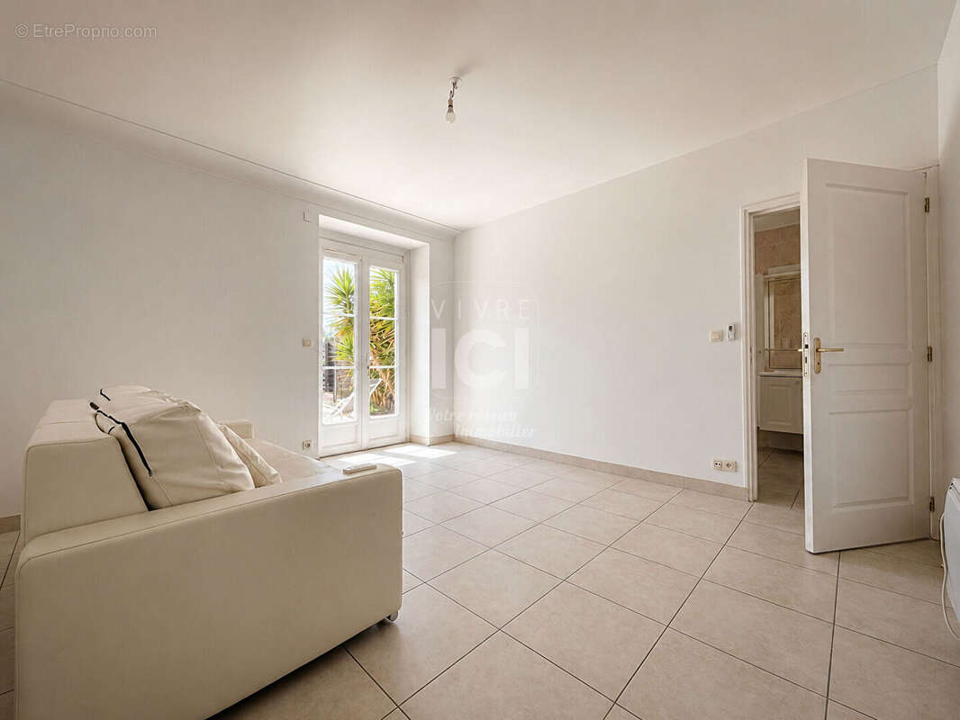Maison - 4 pièces - 115 m² & Dépendances 200 m² - photo 6