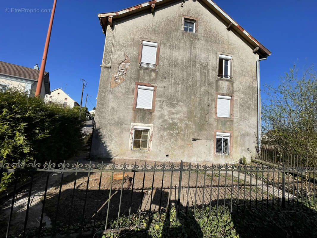 Appartement à CHALONVILLARS