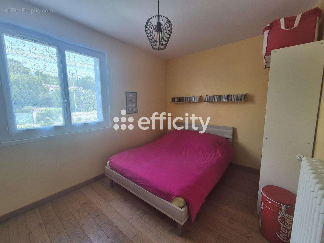 Maison 95 m² à Cellettes  - photo 15