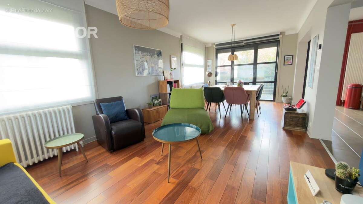 Maison à ENNETIERES-EN-WEPPES