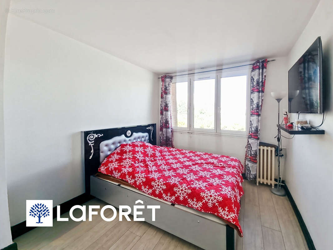 Appartement à RIS-ORANGIS