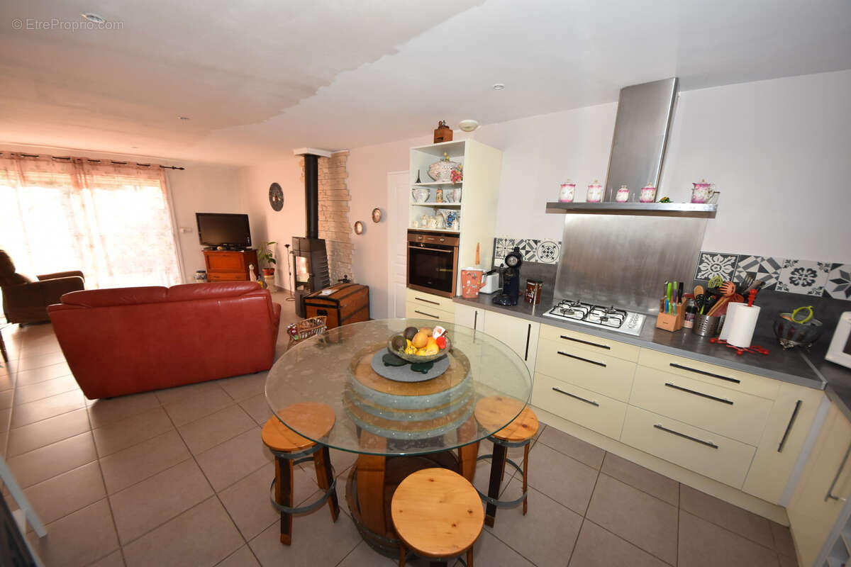 Maison à CUXAC-D&#039;AUDE