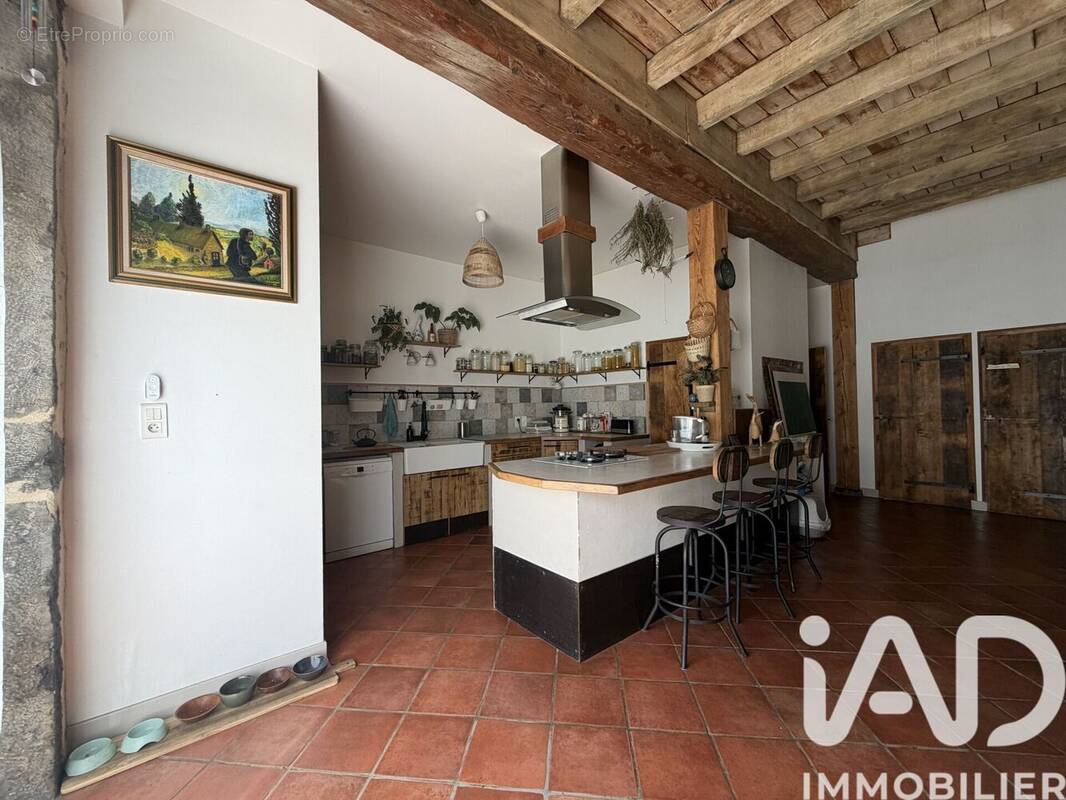 Photo 1 - Maison à SAINT-SERNIN-DU-PLAIN