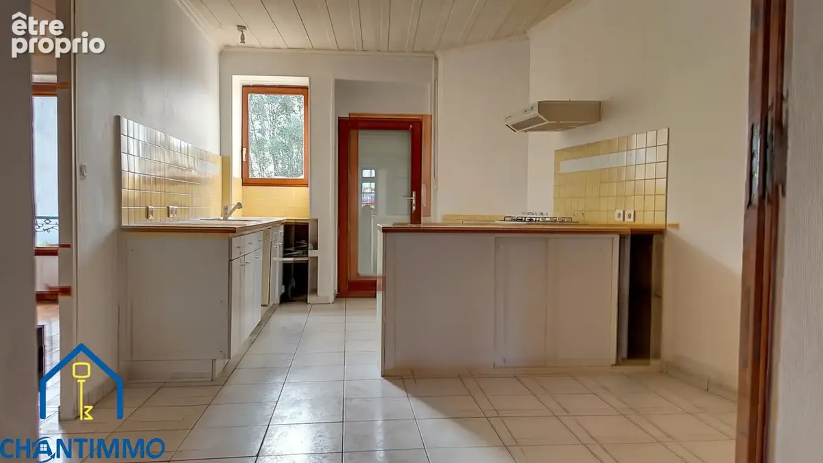 Maison ancienne de 92 m2 habitables à 6 km de Bournezeau - photo 4
