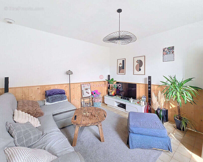 Maison 85 m² à Fougeres  - photo 13