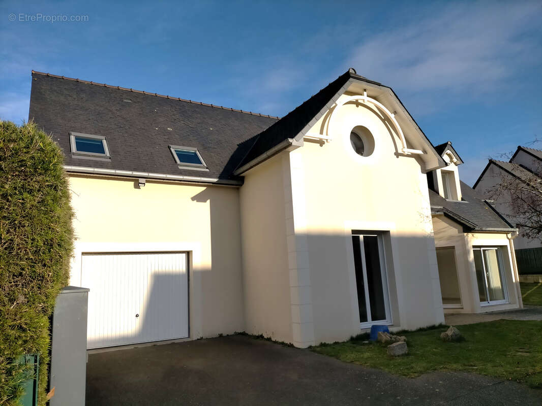 Maison à PLESSIX-BALISSON