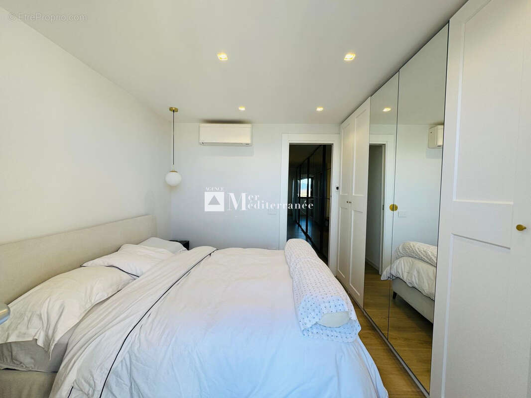 Appartement à COGOLIN
