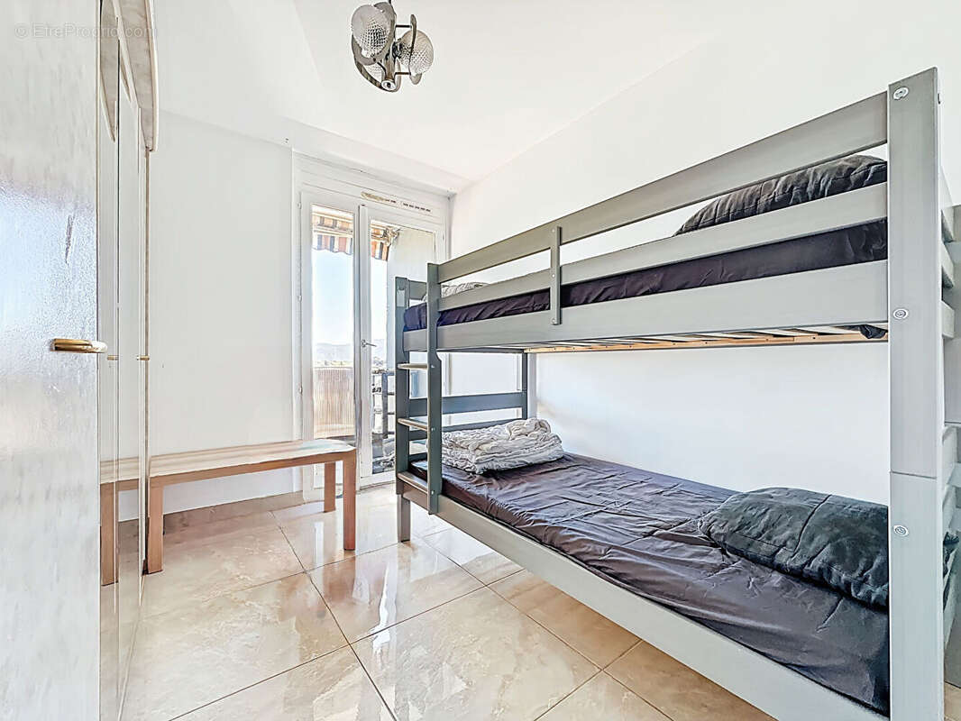 Appartement à MARSEILLE-13E