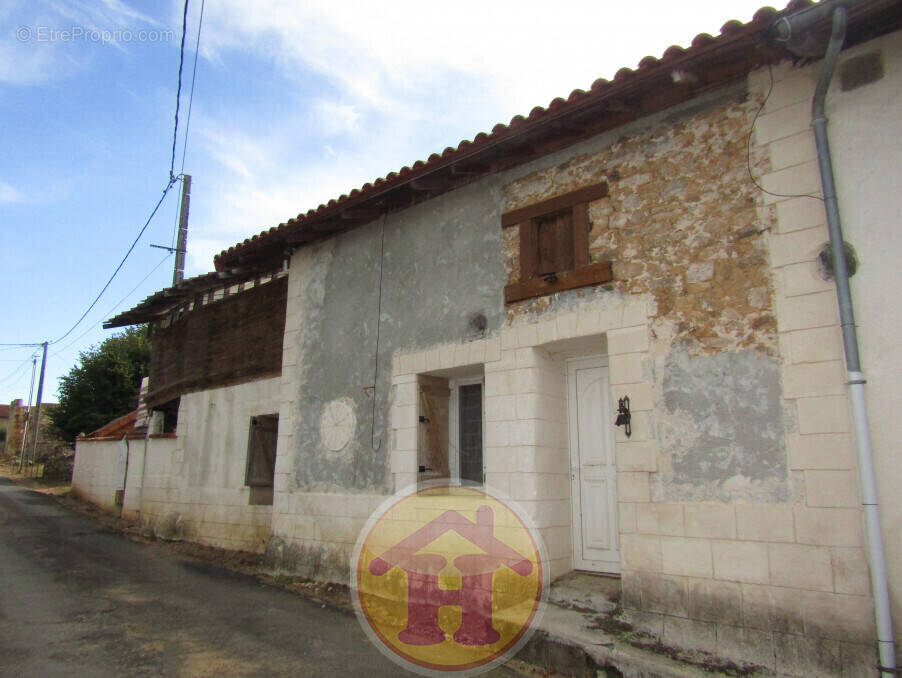 Maison à SAINT-AUVENT