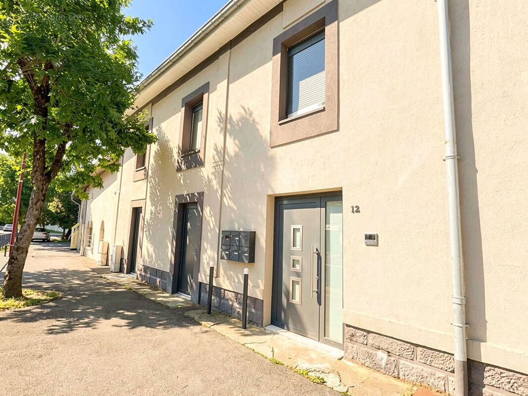 Appartement à AMNEVILLE