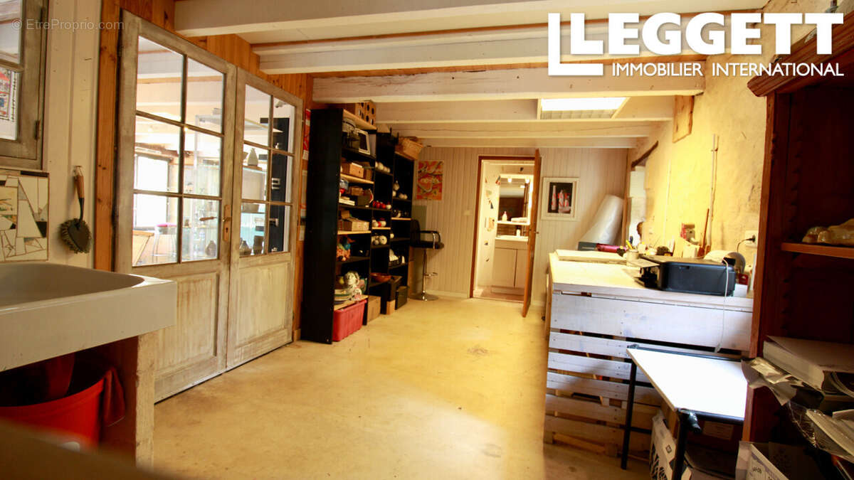 Maison à LE BUISSON-DE-CADOUIN