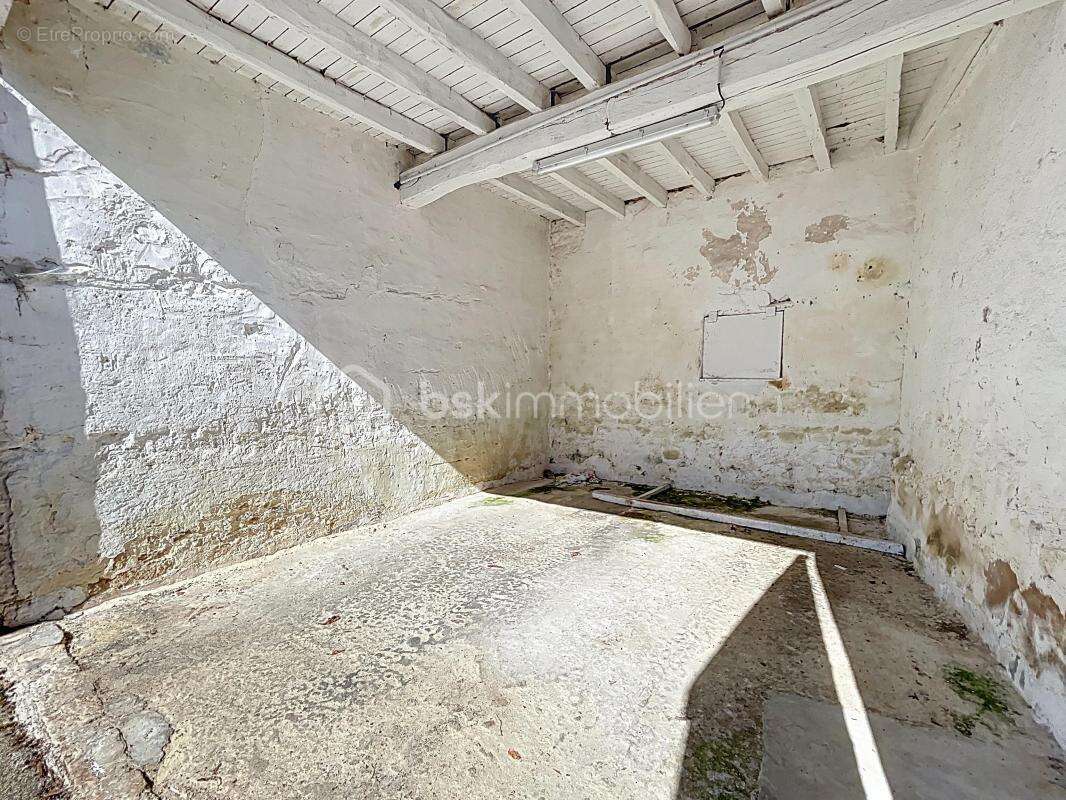 Maison à AUFFERVILLE