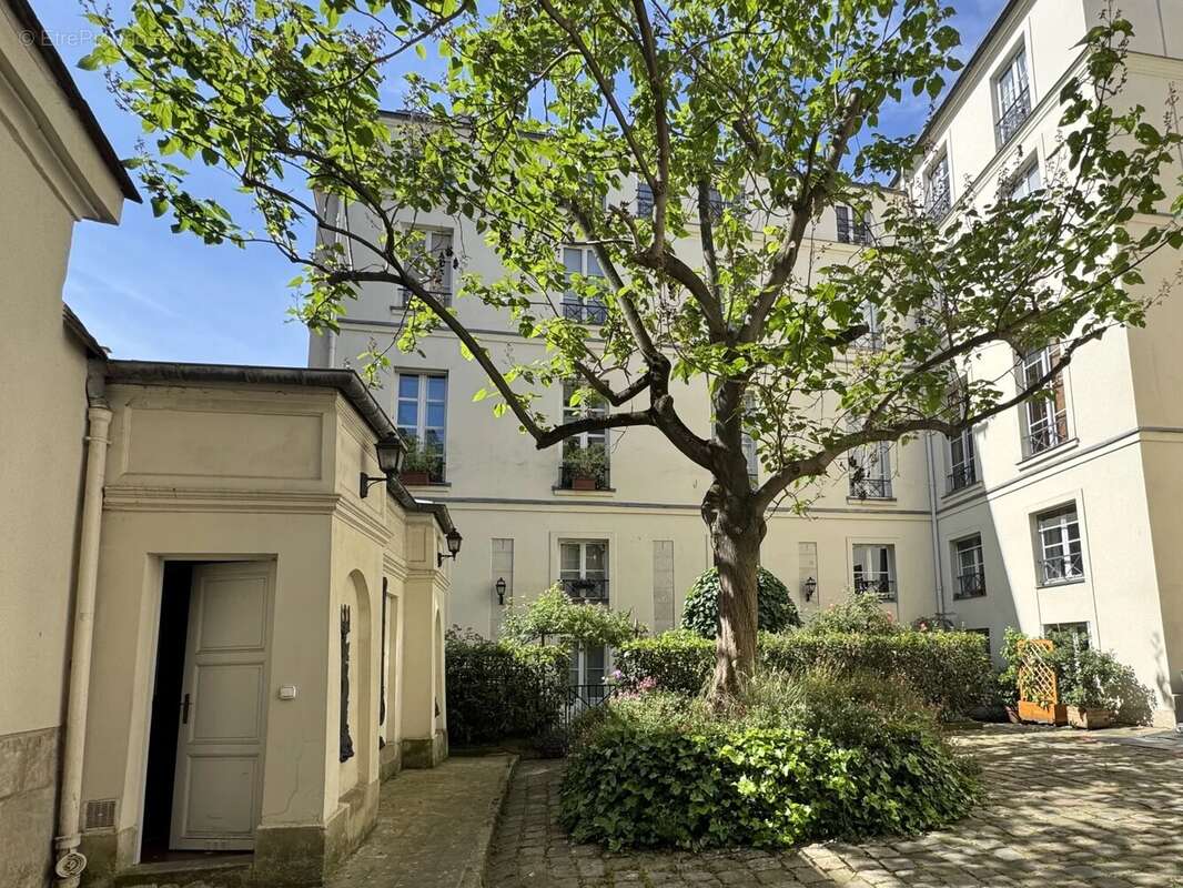 Appartement à PARIS-4E