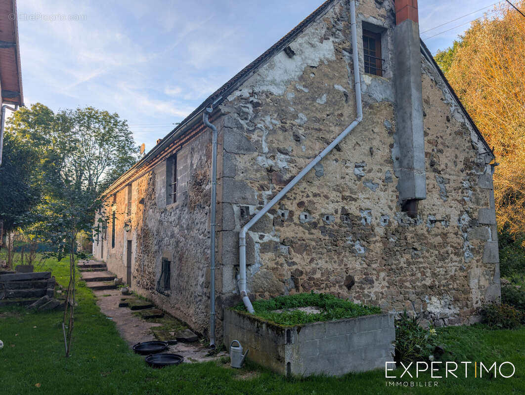 Maison à COMMENTRY
