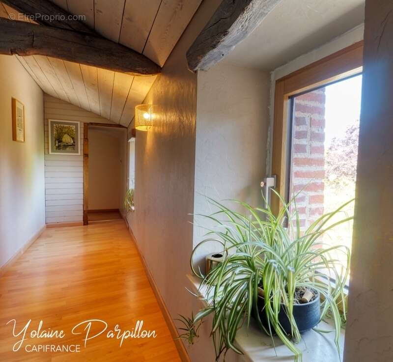 Longère avec 4 chambres et piscine - LES BROUZILS (85) - photo 12