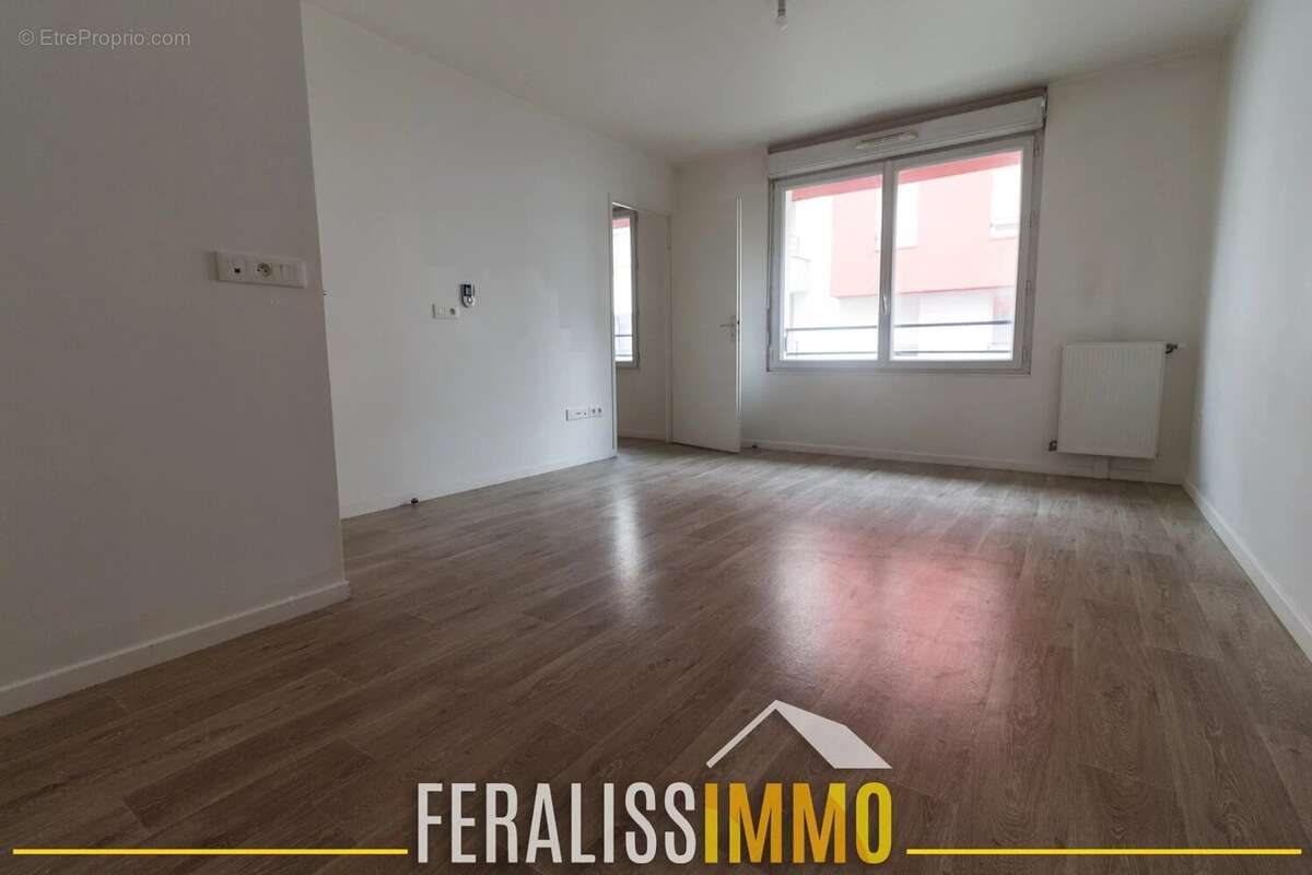 Appartement à ERAGNY