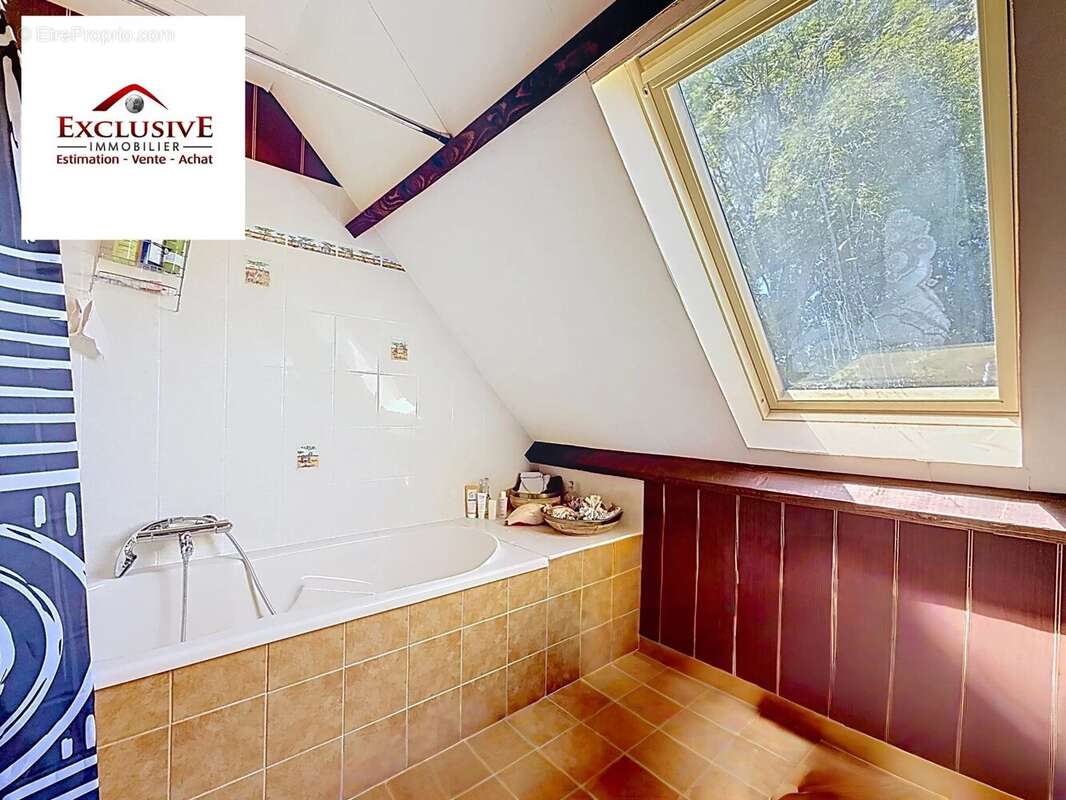 Maison 106 m² à Saint-Arnoult  - photo 9