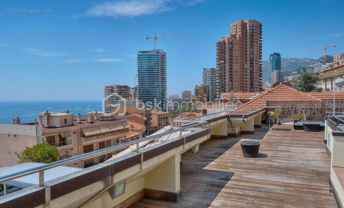 Appartement à ROQUEBRUNE-CAP-MARTIN