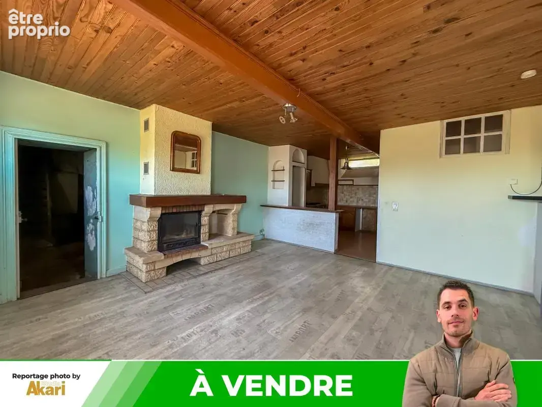 Appartement 6 pièces 406 m² à vendre à Savigne (86400) - photo 4