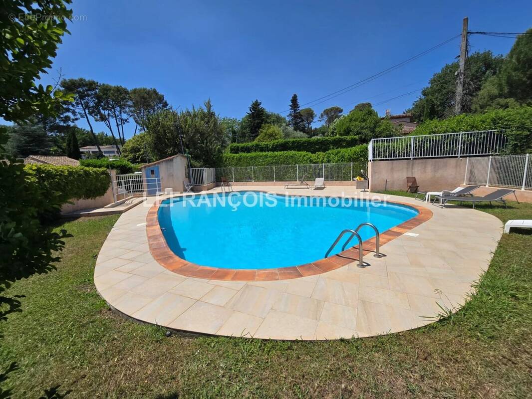 Maison à PEYMEINADE