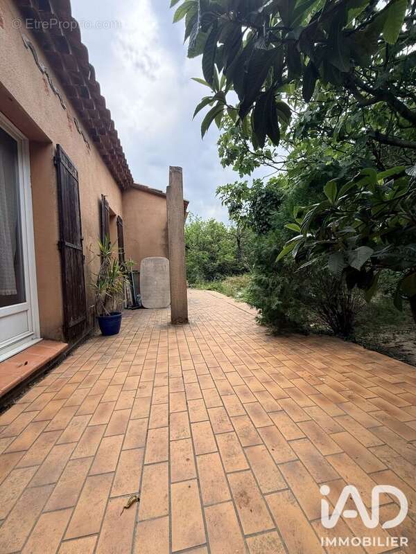 Maison 100 m² à Avignon  - photo 7