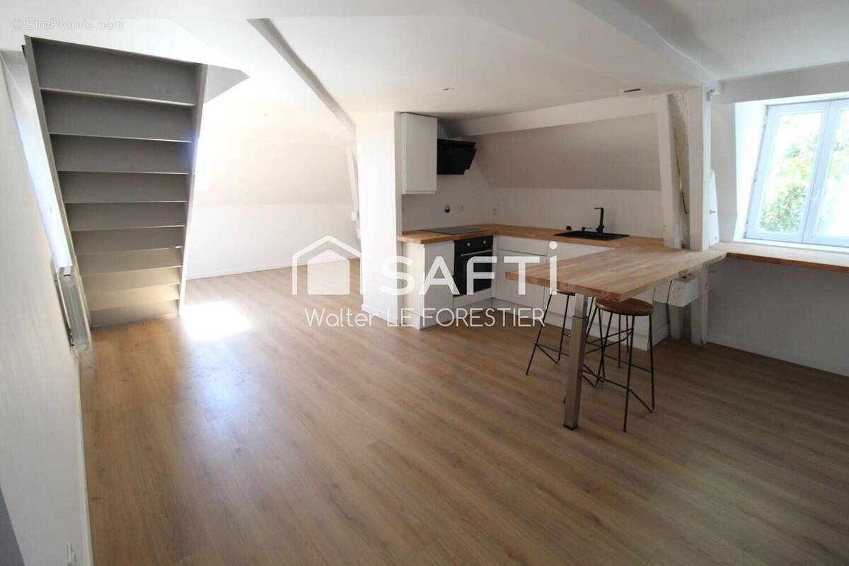 Photo 1 - Appartement à SAINT-LOUIS-DE-MONTFERRAND