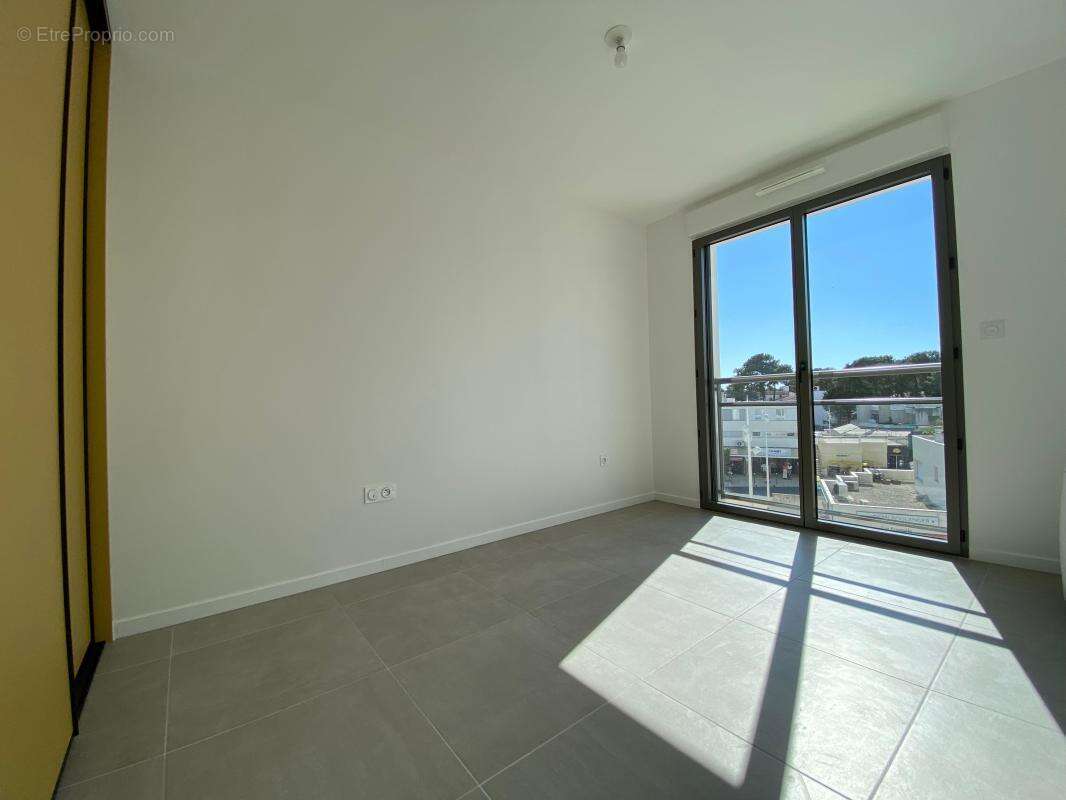 Appartement à LES MATHES