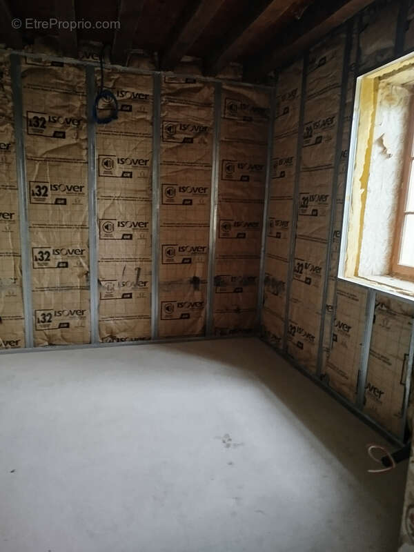 Maison à SAINT-ETIENNE-SUR-REYSSOUZE