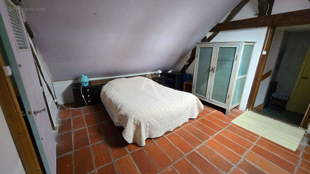 Maison à SAINT-MARTIN-D'ABBAT