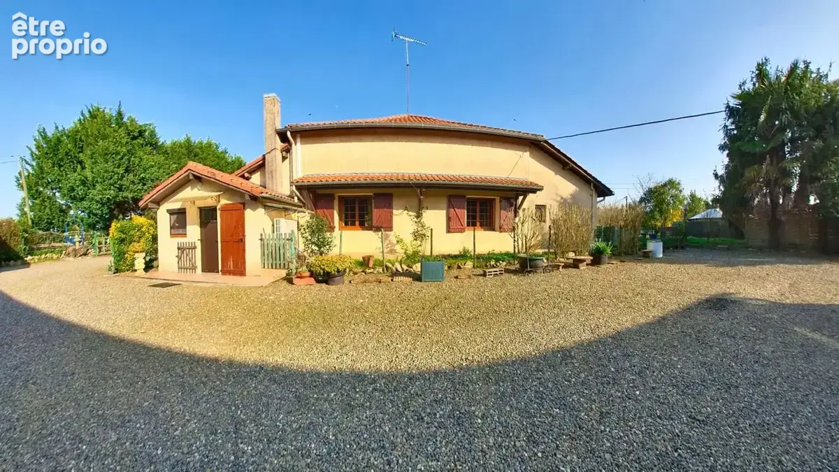 Propriété Landaise 186 m2 avec dépendances, hangars et insta - photo 16