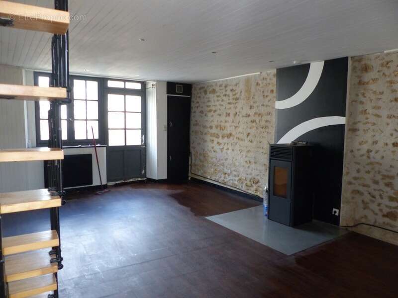 Maison à AIRVAULT