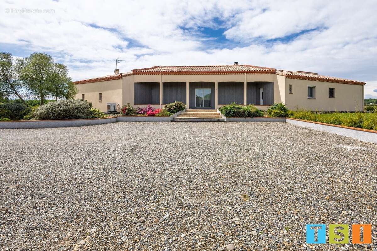 Maison à MONDAVEZAN