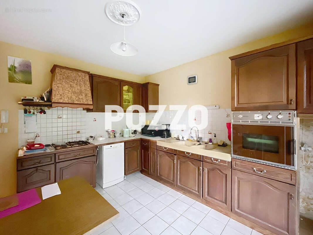 Maison à TOURNAY-SUR-ODON