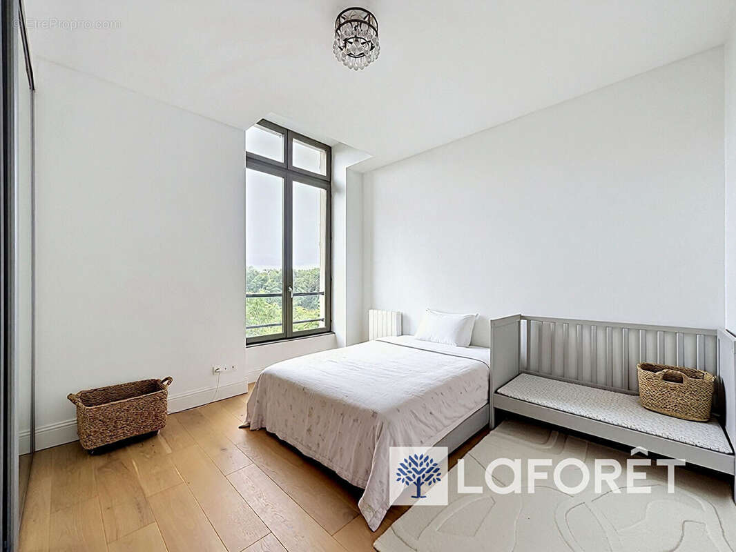 Appartement à CHAMPAGNE-AU-MONT-D'OR