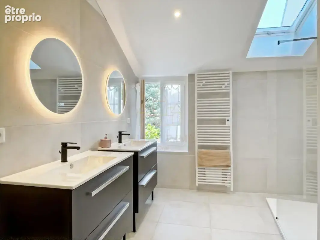 Magnifique propriété de 276m² entièrement rénovée en hyper-centre d'Evreux - photo 10