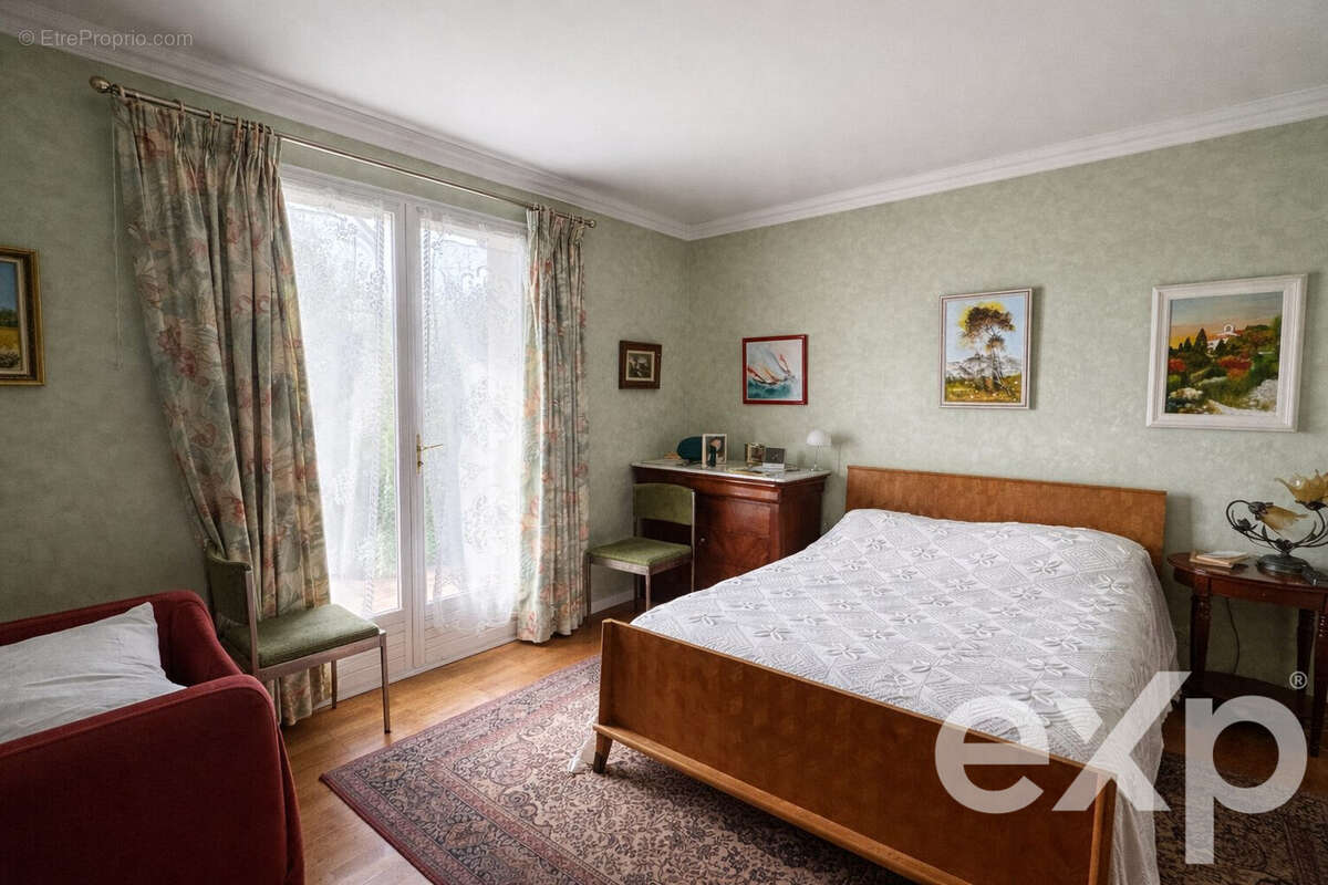 Maison à SAINT-GEORGES-D'ESPERANCHE