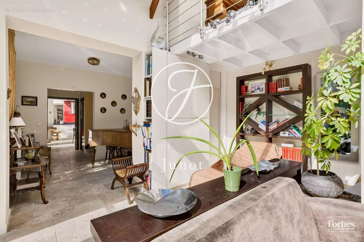 Maison à CROISSY-SUR-SEINE
