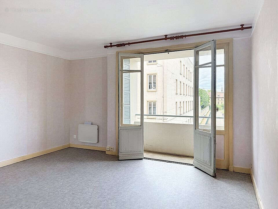 Appartement à LYON-4E