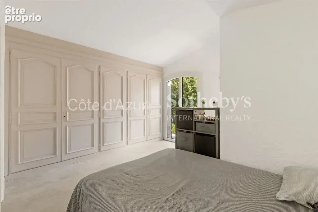 Villa de 184 m² avec piscine et jardin à Mougins, proche du village à pied - photo 18