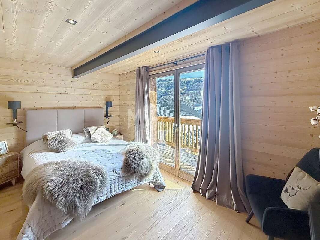 Maison à SAINT-ETIENNE-DE-TINEE