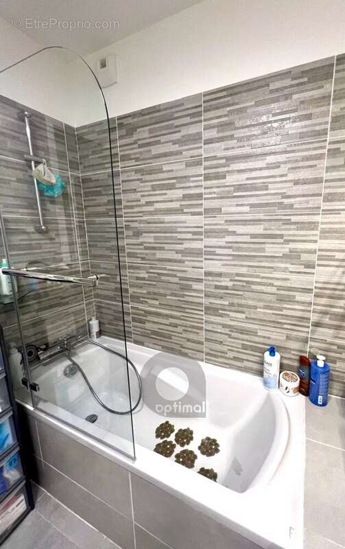 Appartement à ROQUEBRUNE-CAP-MARTIN