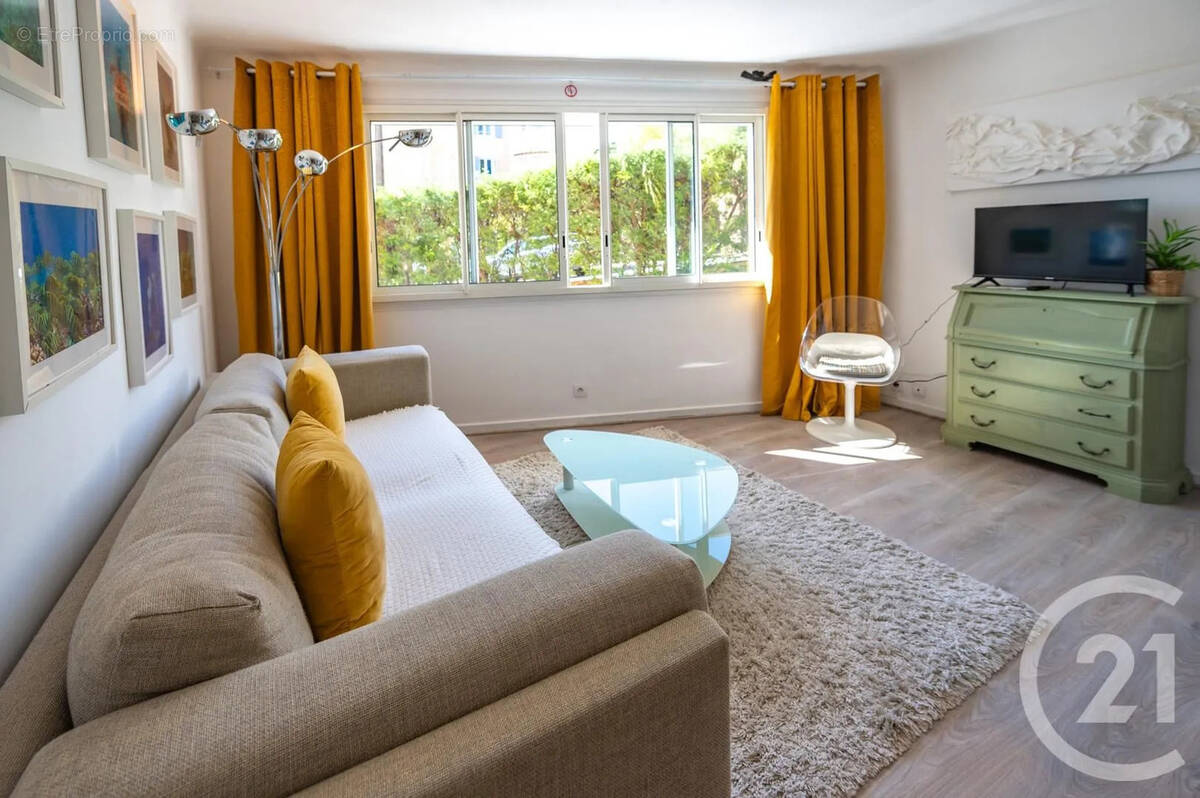 Appartement à LE LAVANDOU