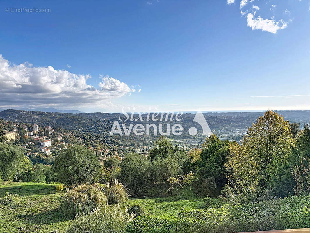 Appartement à GRASSE