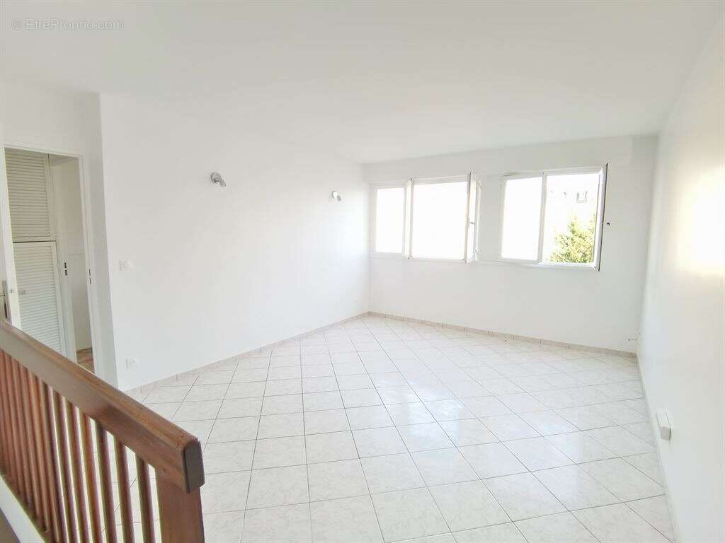 Appartement à PARIS-19E