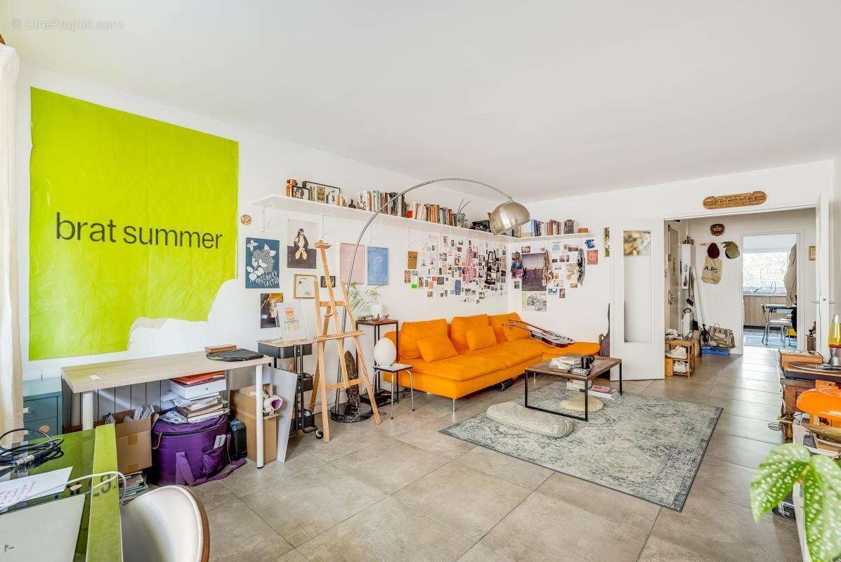 Appartement à PARIS-20E