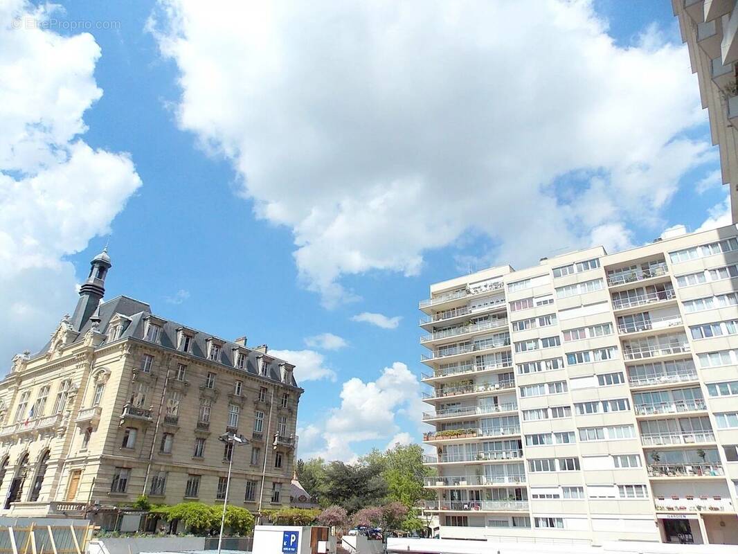 Appartement à COLOMBES