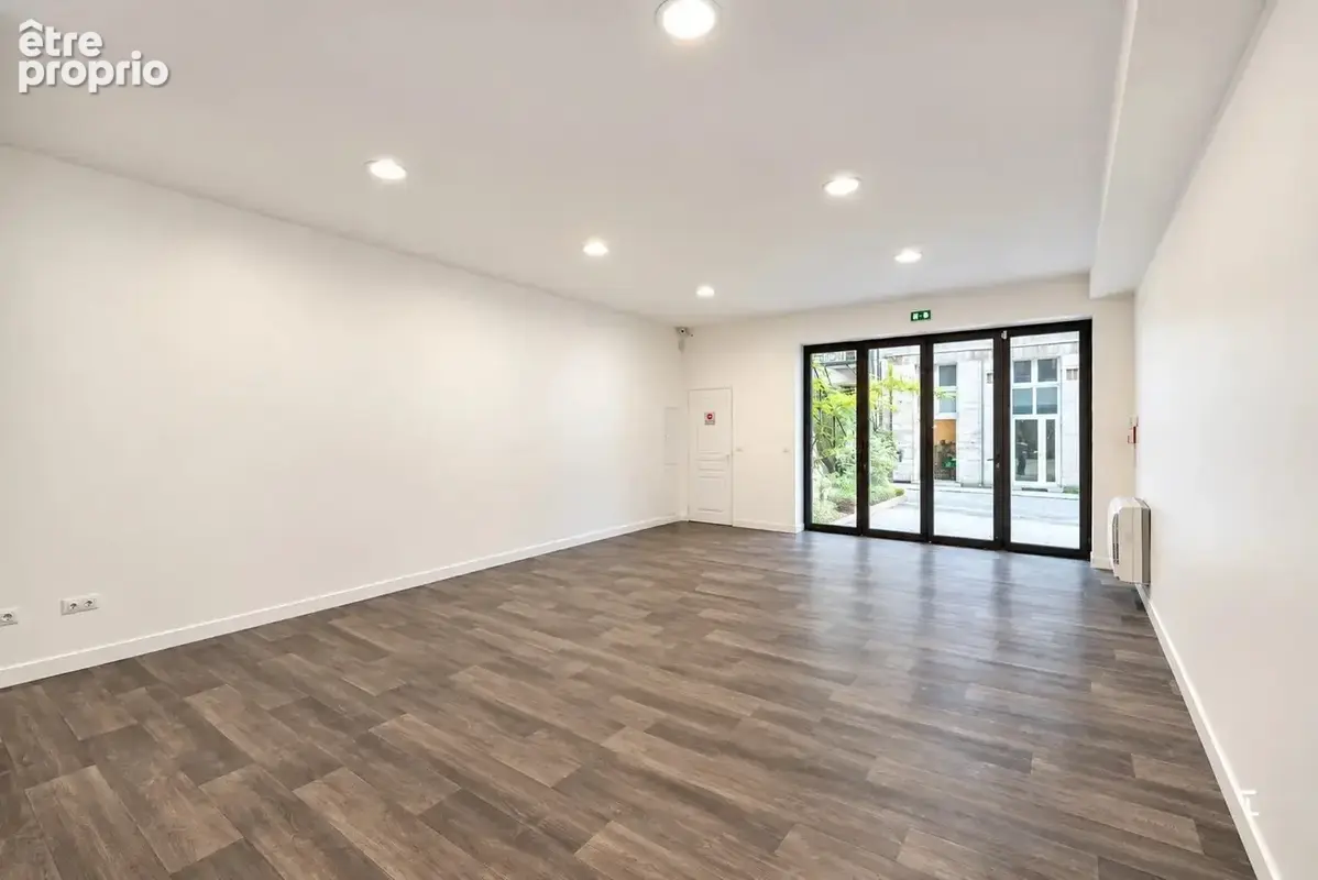 SULLY - Bureaux duplex de 100m² - Terrasse  -13001 Longchamp - photo 12