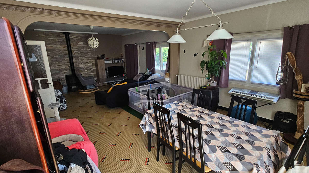 Maison à CARSAC-DE-GURSON