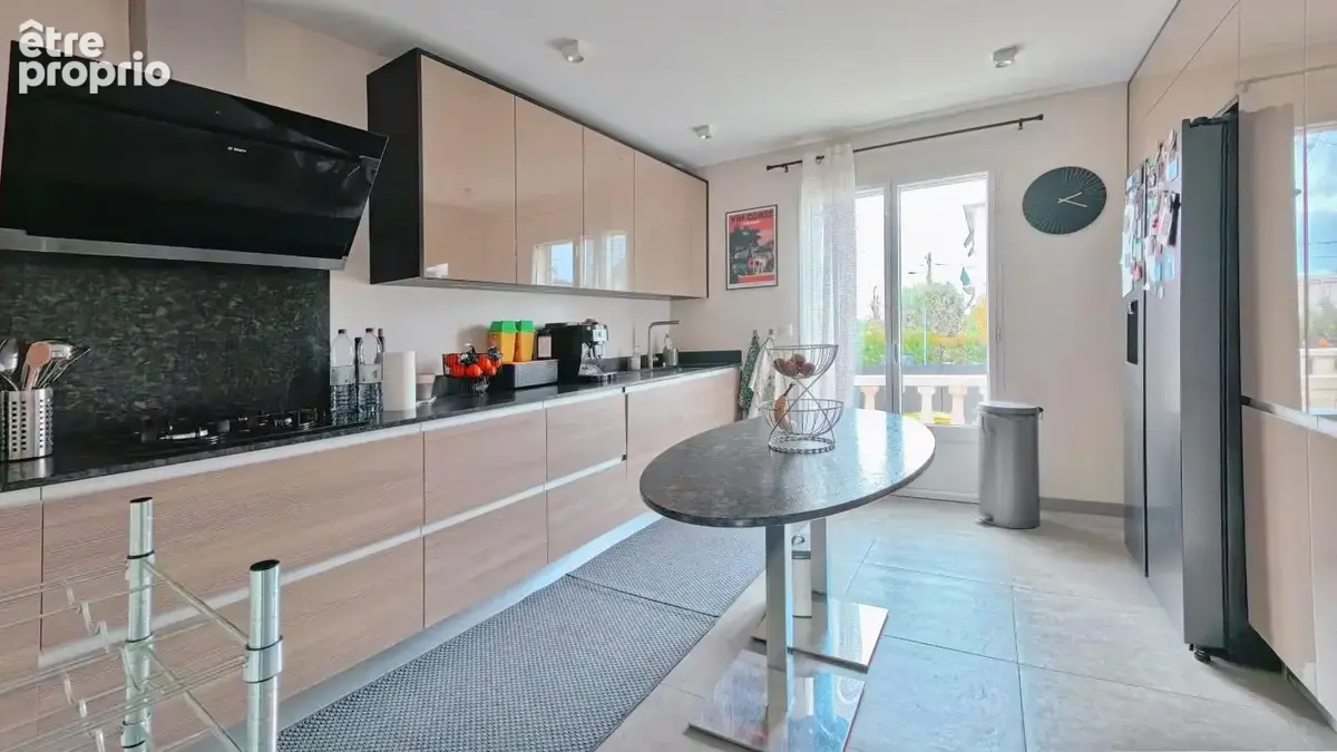 Maison 7 pièces 225 m² à vendre à Chennevieres-Sur-Marne (94430) - photo 4