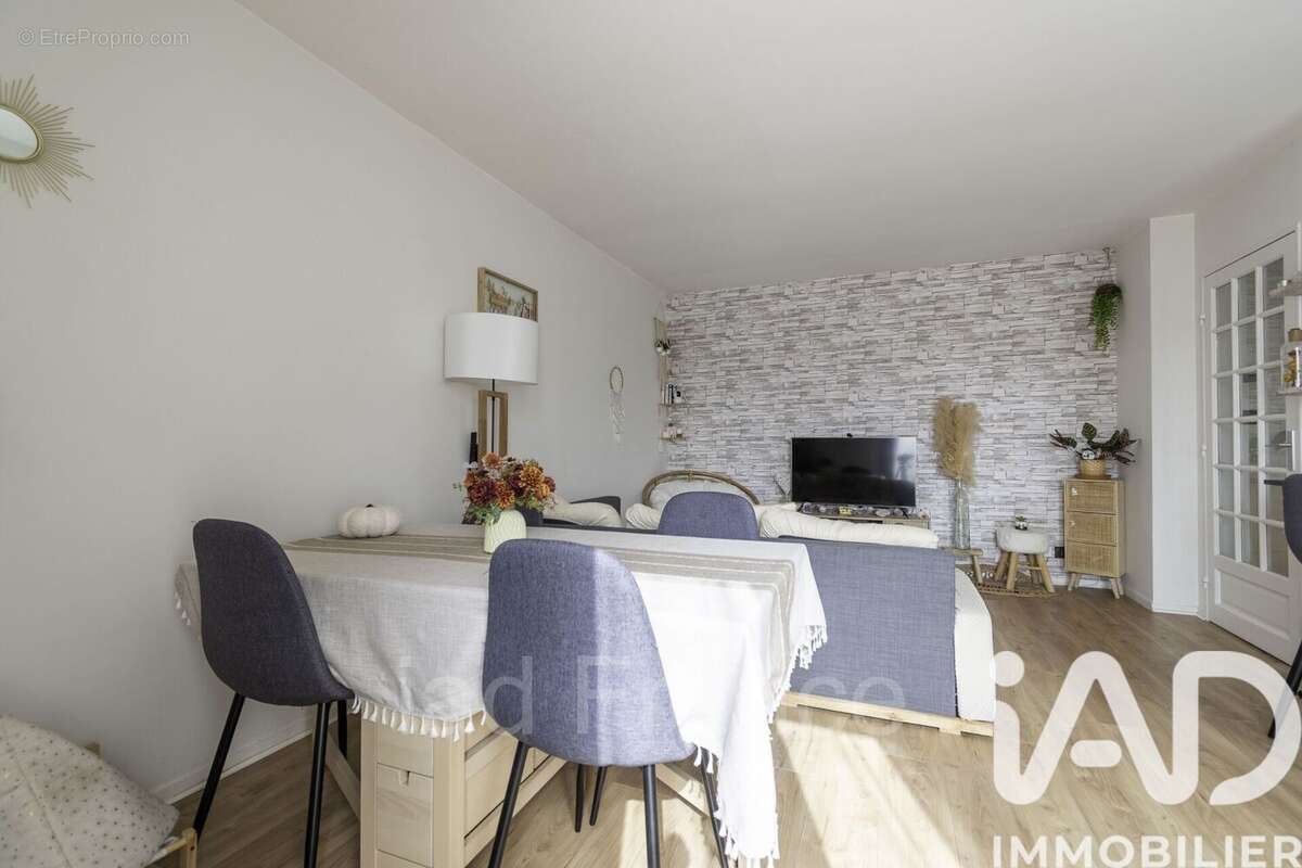 Photo 7 - Appartement à ROSNY-SUR-SEINE